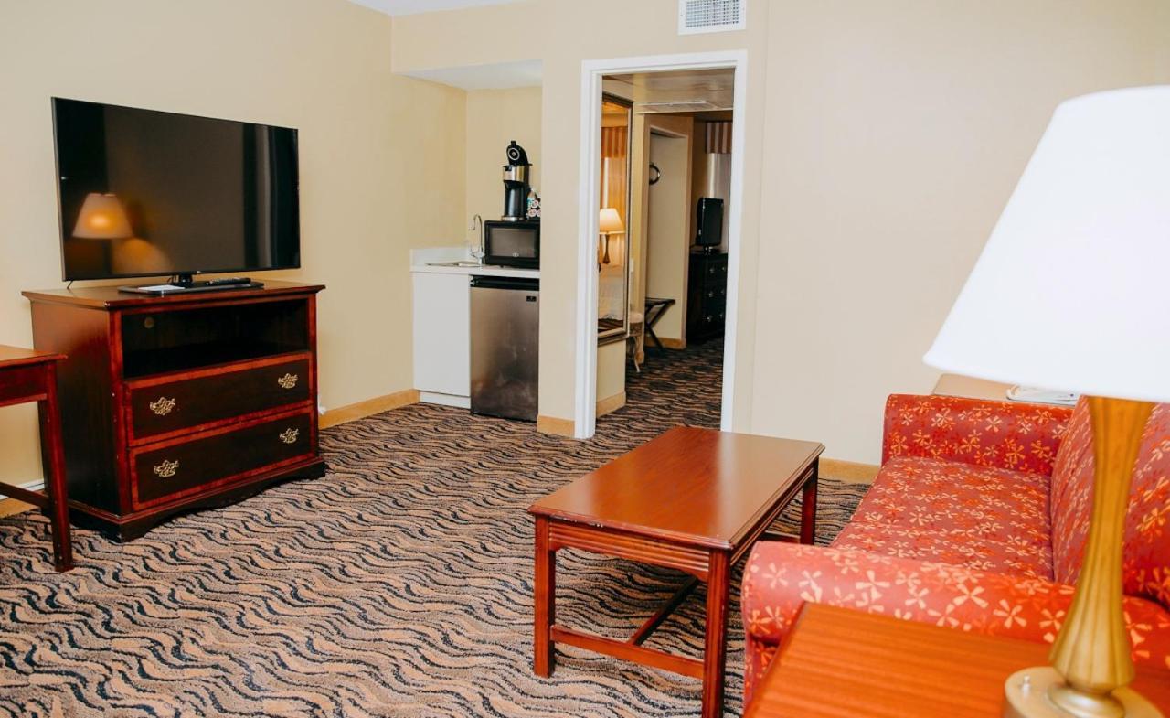 Mcm Elegante Hotel & Suites Lubbock Exterior photo