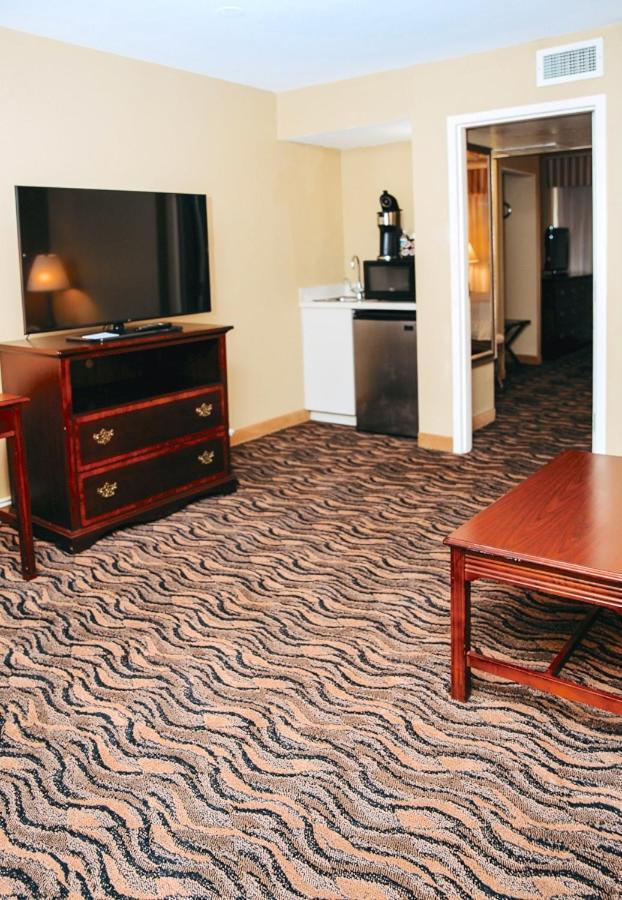 Mcm Elegante Hotel & Suites Lubbock Exterior photo